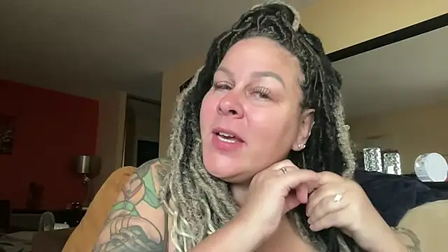 number1slut online show from 05/18/26, 12:00