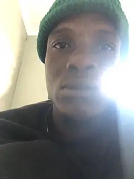 cuminsidebby online show from 10/28/25, 05:33