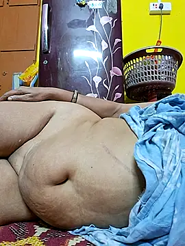 Snapshot of mistirani chatting on 09/16/25, 05:58 mistirani online show from 09/16/25, 05:58