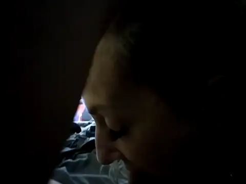 Snapshot of kaylikinky chatting on 10/26/25, 01:11 kaylikinky online show from 10/26/25, 01:11