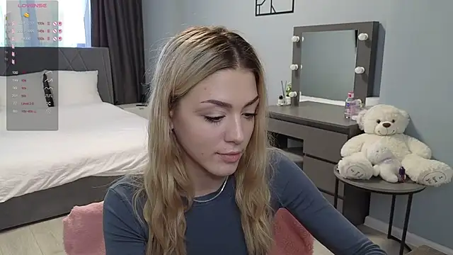 Snapshot of DariFlexy chatting on 10/23/25, 09:41 DariFlexy online show from 10/23/25, 09:41