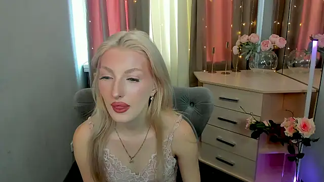 Sarrah blush online show from 09/09/25, 08:25