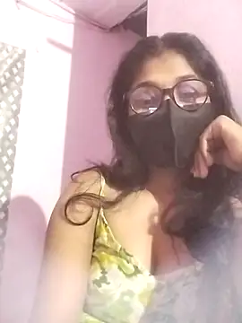 Snapshot of sexykrisha chatting on 10/08/25, 03:04 sexykrisha online show from 10/08/25, 03:04