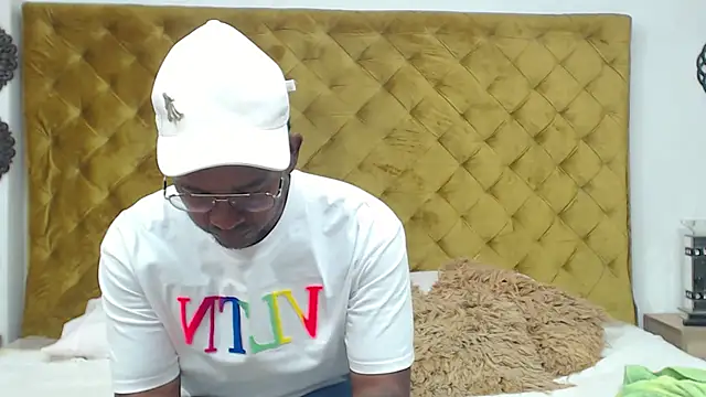 AndyCalifornia1 online show from 10/20/25, 12:38