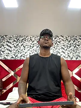 AndyCalifornia1 online show from 11/08/25, 12:33