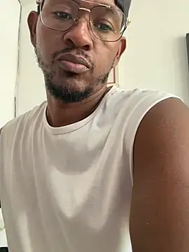 AndyCalifornia1 online show from 06/10/26, 03:00