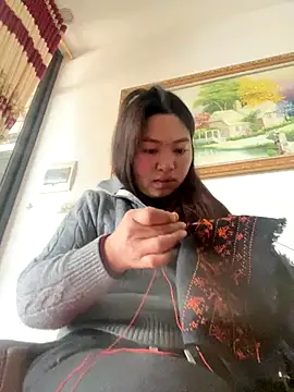 Nhung584 online show from 12/14/25, 03:01