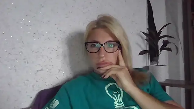 fox red lady7 online show from 10/02/25, 07:26