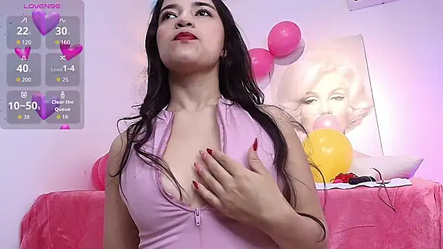 LUNAA    online show from 09/27/25, 04:28