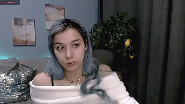 SophieAsh online show from 09/28/25, 03:39