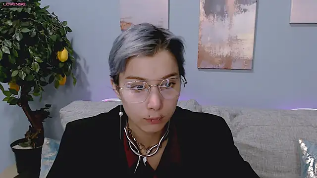 SophieAsh online show from 09/30/25, 07:02