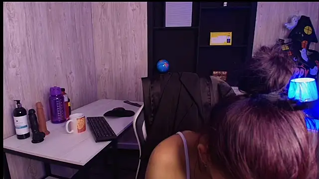 Mia Esposito2 online show from 10/24/25, 02:41