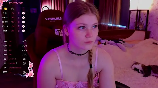 Snapshot of Jenny_Skinner20 chatting on 10/05/25, 10:57 Jenny Skinner20 online show from 10/05/25, 10:57