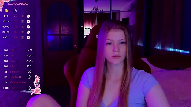 Snapshot of Jenny_Skinner20 chatting on 10/06/25, 04:32 Jenny Skinner20 online show from 10/06/25, 04:32