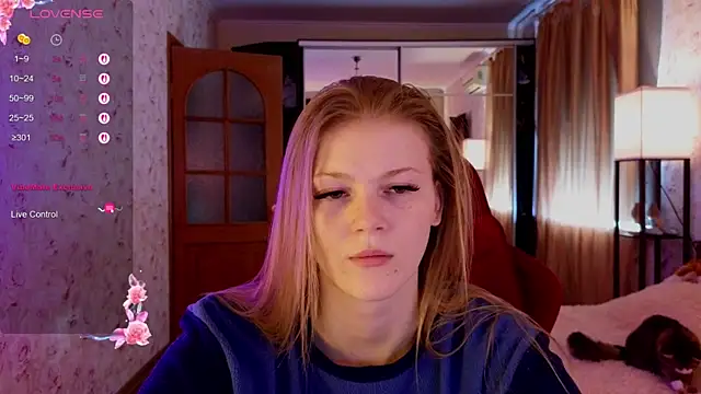 Snapshot of Jenny_Skinner20 chatting on 10/07/25, 10:56 Jenny Skinner20 online show from 10/07/25, 10:56