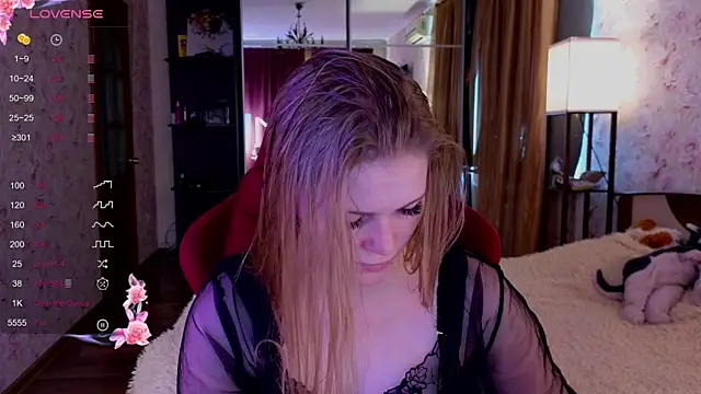 Snapshot of Jenny_Skinner20 chatting on 10/14/25, 08:04 Jenny Skinner20 online show from 10/14/25, 08:04