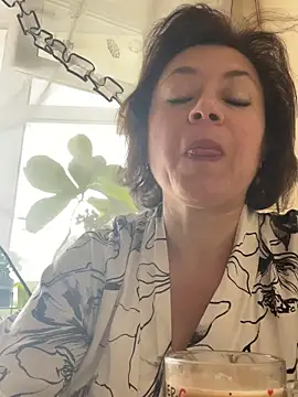 Kiravix online show from 09/19/25, 07:32