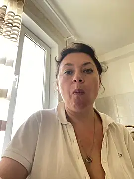 Kiravix online show from 10/06/25, 09:18