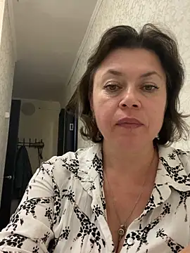 Kiravix online show from 10/08/25, 02:58