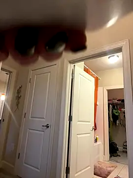 zarialove online show from 10/03/25, 11:24