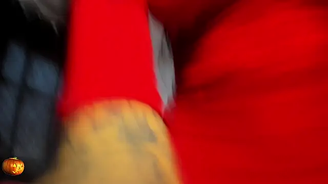 hannahdvil1 online show from 10/23/25, 11:53