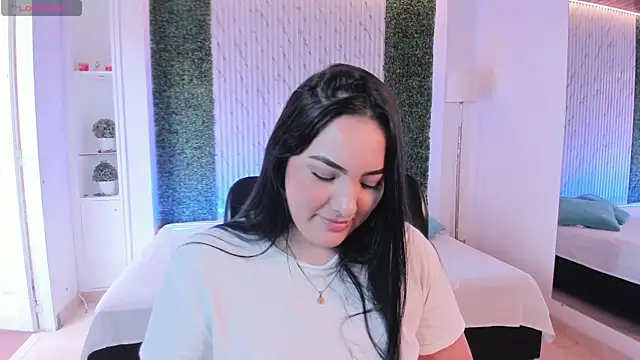 Snapshot of sofiacaramel chatting on 12/02/25, 04:24 sofiacaramel online show from 12/02/25, 04:24