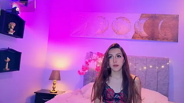 antonellastar24  online show from 09/15/25, 07:58