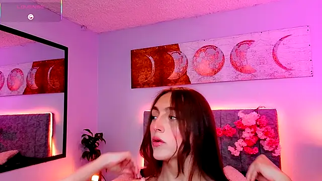 antonellastar24  online show from 10/07/25, 09:34