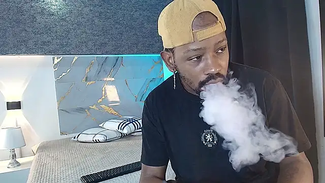 Snapshot of muller_asher chatting on 11/09/25, 04:11 muller asher online show from 11/09/25, 04:11