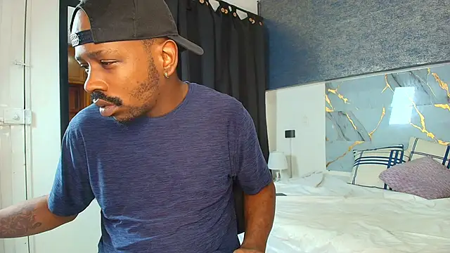 Snapshot of muller_asher chatting on 11/28/25, 04:37 muller asher online show from 11/28/25, 04:37