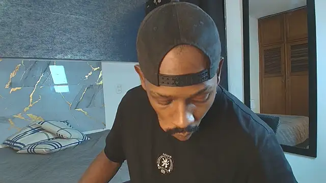 Snapshot of muller_asher chatting on 12/02/25, 03:01 muller asher online show from 12/02/25, 03:01