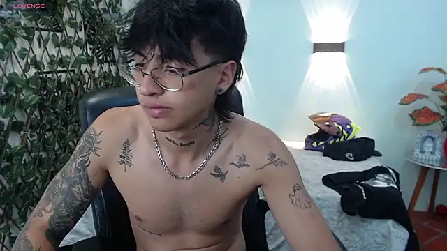 derekfly online show from 09/12/25, 08:31