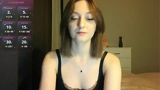 Snapshot of white_liillyy chatting on 02/22/26, 05:22 white liillyy online show from 02/22/26, 05:22