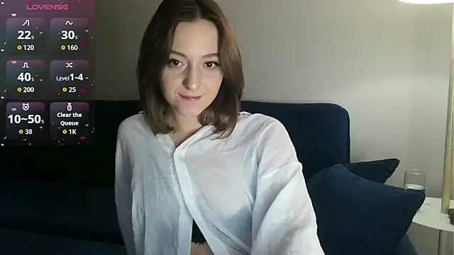 Snapshot of white_liillyy chatting on 02/28/26, 01:39 white liillyy online show from 02/28/26, 01:39