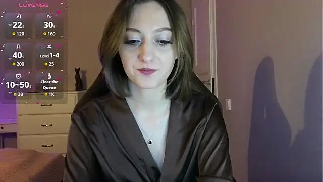 Snapshot of white_liillyy chatting on 06/06/26, 09:52 white liillyy online show from 06/06/26, 09:52
