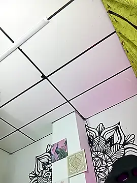 angela bigdick online show from 10/05/25, 12:09