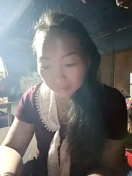 Snapshot of Exembin chatting on 11/02/25, 12:07 Exembin online show from 11/02/25, 12:07