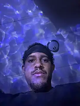 Snapshot of tyrek5051 chatting on 11/26/25, 03:07 tyrek5051 online show from 11/26/25, 03:07