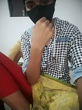 Snapshot of Sexey-Puja chatting on 09/25/25, 05:22 Sexey-Puja online show from 09/25/25, 05:22