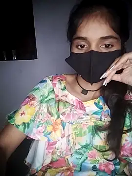 Snapshot of Sexey-Puja chatting on 10/09/25, 04:05 Sexey-Puja online show from 10/09/25, 04:05