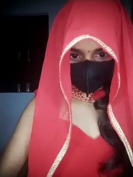 Snapshot of Sexey-Puja chatting on 10/13/25, 02:28 Sexey-Puja online show from 10/13/25, 02:28