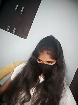 Snapshot of Sexey-Puja chatting on 10/16/25, 03:18 Sexey-Puja online show from 10/16/25, 03:18