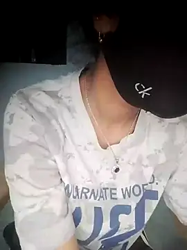 Snapshot of Sexey-Puja chatting on 11/08/25, 01:28 Sexey-Puja online show from 11/08/25, 01:28