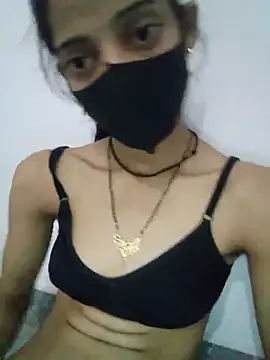 Snapshot of Sexey-Komal chatting on 10/15/25, 04:40 Sexey-Komal online show from 10/15/25, 04:40