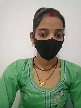 Snapshot of Sexey-Komal chatting on 10/22/25, 05:52 Sexey-Komal online show from 10/22/25, 05:52
