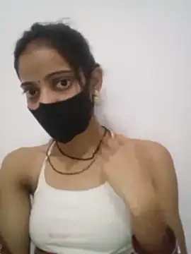 Snapshot of Sexey-Komal chatting on 10/27/25, 03:21 Sexey-Komal online show from 10/27/25, 03:21