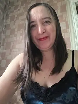 EvelinCutex online show from 12/04/25, 06:55