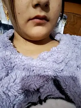 Snapshot of Anushka14321 chatting on 11/13/25, 08:52 Anushka14321 online show from 11/13/25, 08:52