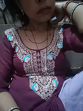 Paakhi-Singh online show from 07/17/26, 06:02