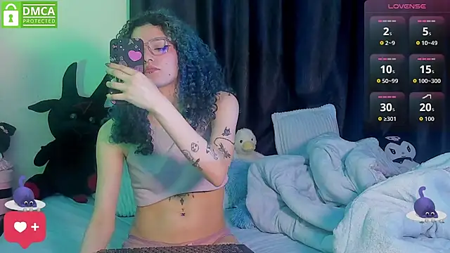 Snapshot of Bluedarkelf888 chatting on 10/29/25, 11:50 Bluedarkelf888 online show from 10/29/25, 11:50